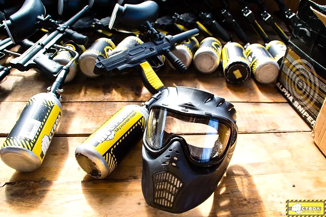 Пейнтбол или лазертаг?